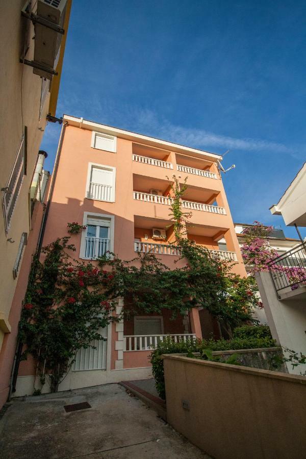Apartments Knezovic Градац Екстер'єр фото